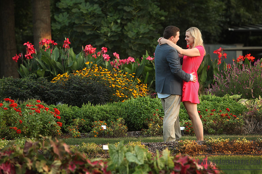 Dallas Wedding Photographer, Engagement Portrait, Dallas Arboretum, Braden Harris Photograpy