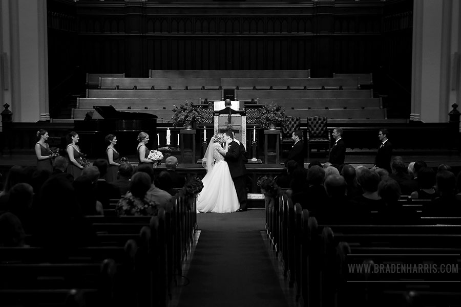 Dallas Wedding Photographer, First United Methodist Church, Sky Lobby, Chase Tower, Dallas Wedding, Braden Harris Photography